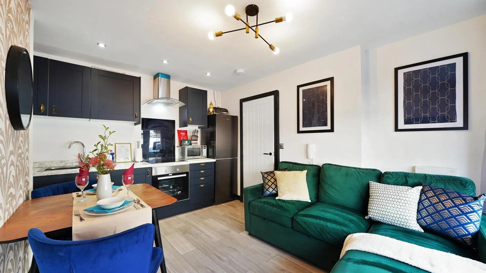 Stylish Yorkshire Apartment - Sleeps 5 カッスルフォード